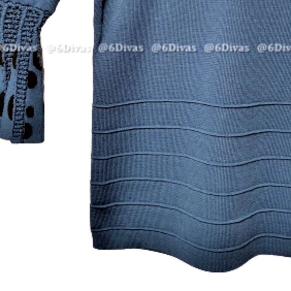 Blue Long Sleeved Blouse Top Applique Accents - Picture 12 of 12